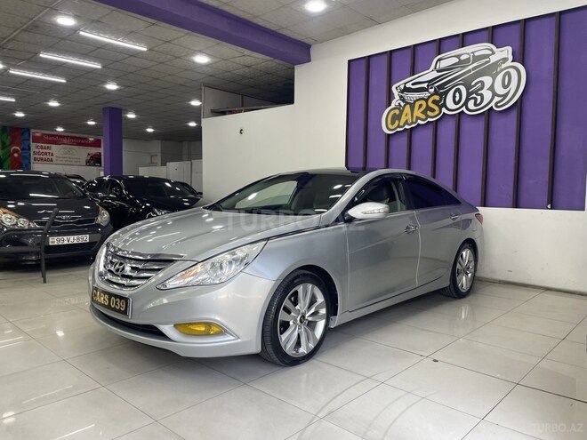 Hyundai Sonata-6