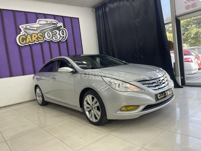 Hyundai Sonata-2