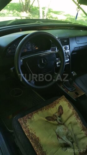 Mercedes C 180 1995, 129,000 km - 1.8 l - Zaqatala