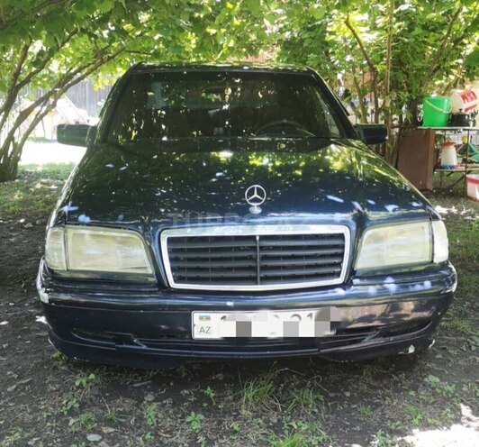 Mercedes C 180 1995, 129,000 km - 1.8 l - Zaqatala
