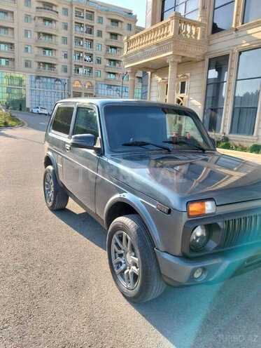 LADA (VAZ) Niva-5