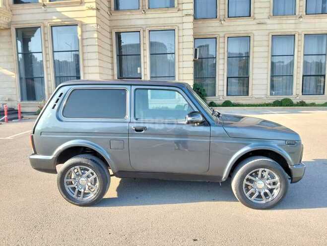 LADA (VAZ) Niva-9