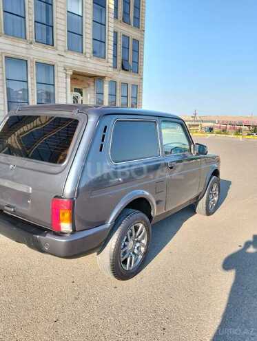 LADA (VAZ) Niva-6