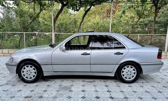 Mercedes C 200 1999, 250,000 km - 2.0 l - Kürdəmir