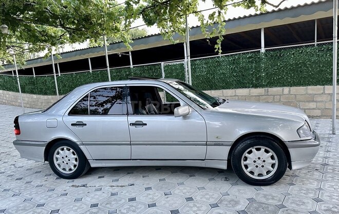 Mercedes C 200 1999, 250,000 km - 2.0 l - Kürdəmir