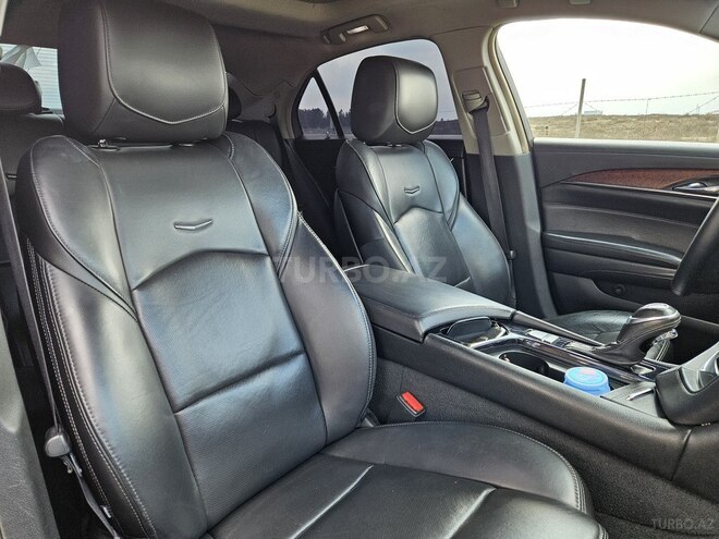 Cadillac CTS-10