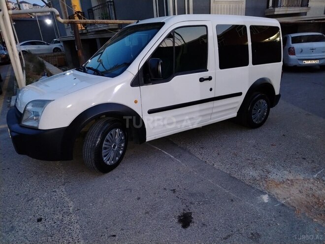 Ford Tourneo Connect 2006, 370,123 km - 1.8 l - Bakı