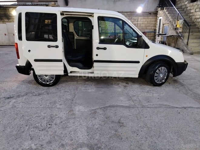 Ford Tourneo Connect 2006, 370,123 km - 1.8 l - Bakı