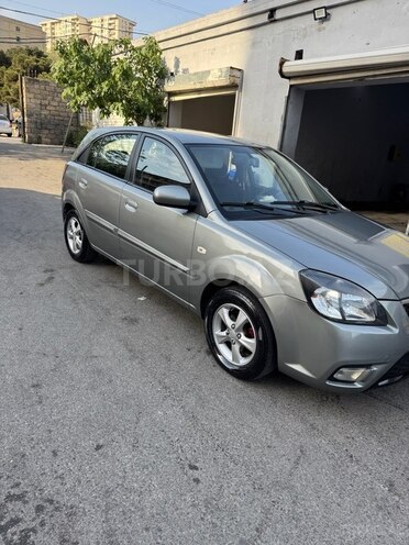 Kia Rio 2010, 420,000 km - 1.4 l - Bakı