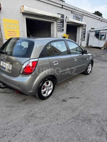 Kia Rio 2010, 420,000 km - 1.4 l - Bakı