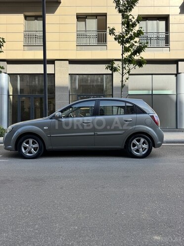 Kia Rio 2010, 420,000 km - 1.4 l - Bakı