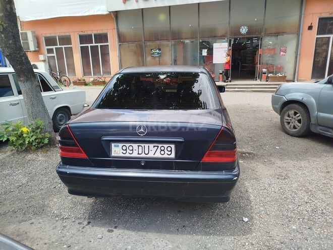 Mercedes C 220 d 1999, 565,000 km - 2.2 л - Qusar