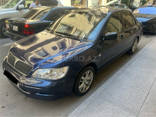 Mitsubishi Lancer-3