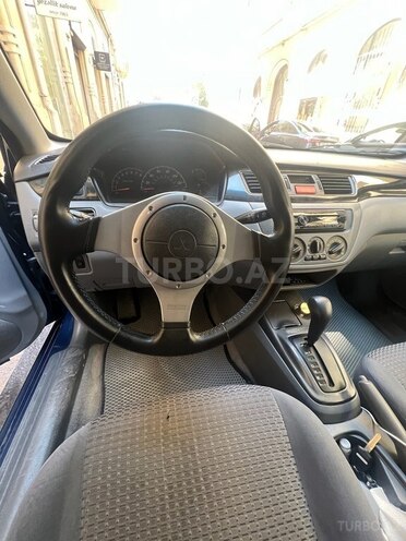 Mitsubishi Lancer-7