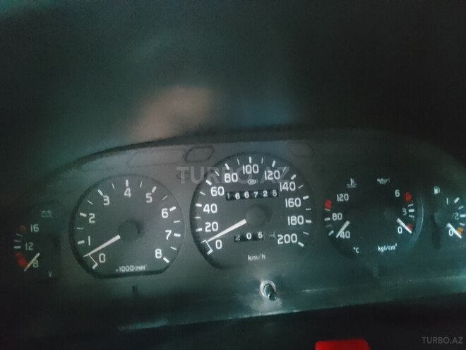 GAZ 31105 2004, 166,725 km - 2.3 l - Ağstafa