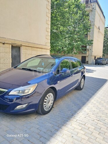 Opel Astra 2011, 322,000 km - 1.3 л - Bakı