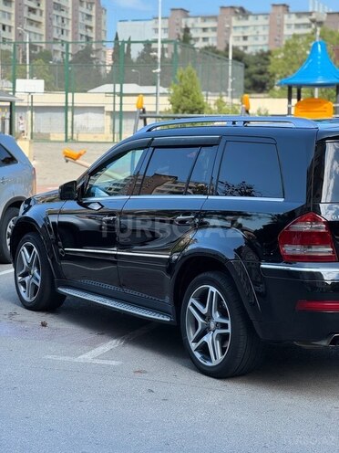 Mercedes GL 550-4