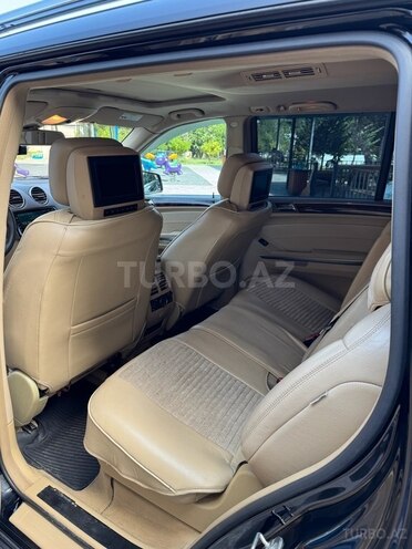 Mercedes GL 550-8