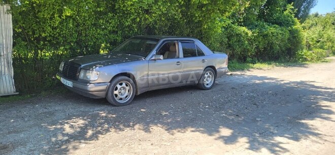 Mercedes E 230 1992, 978,700 km - 2.3 l - Balakən