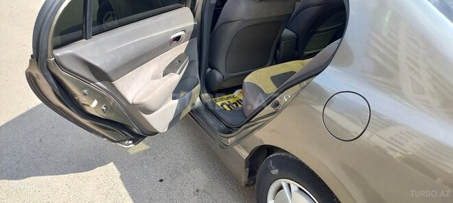 Honda Civic 2007, 325,000 km - 1.3 l - Gəncə
