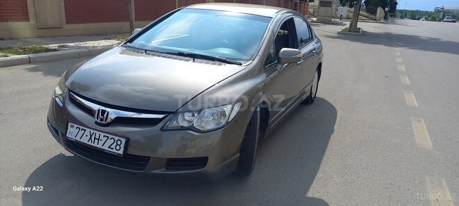 Honda Civic 2007, 325,000 km - 1.3 l - Gəncə