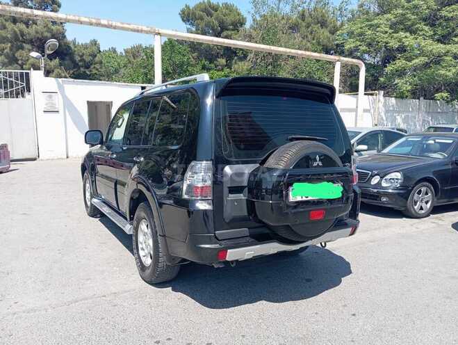 Mitsubishi Pajero 2007, 260,000 km - 3.0 l - Bakı