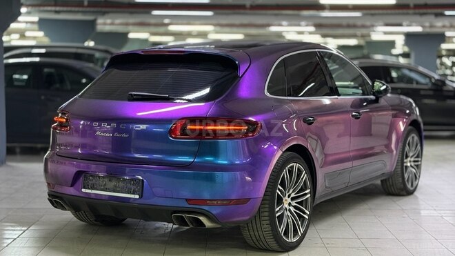 Porsche Macan Turbo-4