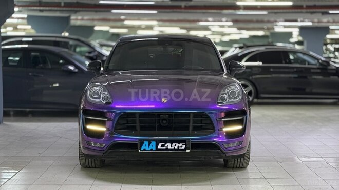 Porsche Macan Turbo-1