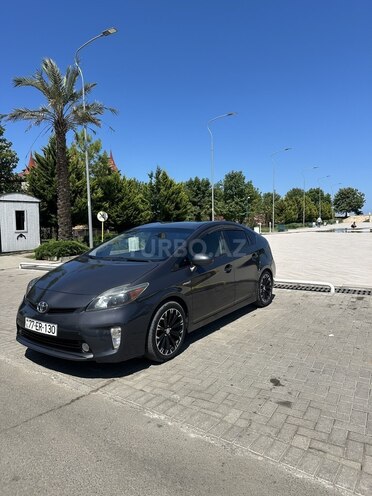Toyota Prius 2014, 418,985 km - 1.8 л - Astara