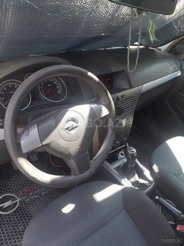 Opel Astra 2004, 260,000 km - 1.4 l - Sumqayıt
