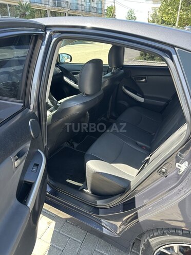 Toyota Prius 2014, 418,985 km - 1.8 л - Astara