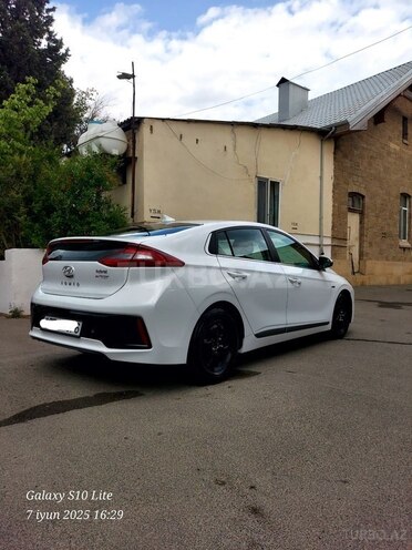 Hyundai IONIQ-5