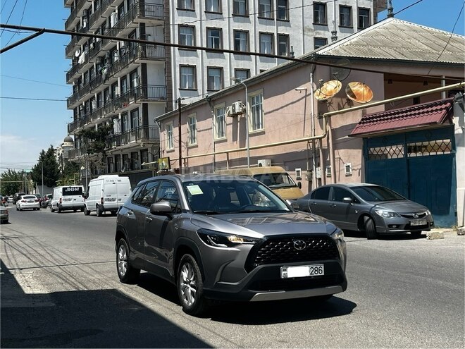 Toyota Corolla Cross 2025, 0 km - 2.0 л - Bakı