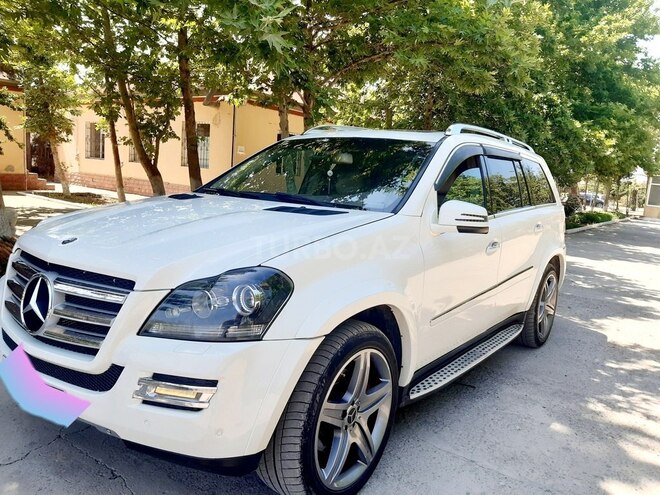 Mercedes GL 550 2008, 220,000 km - 5.5 l - Sumqayıt
