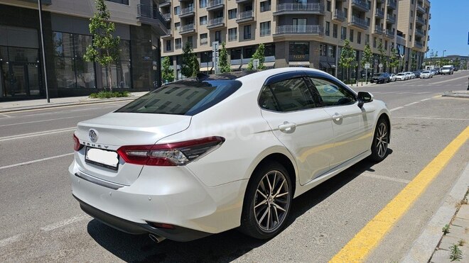 Toyota Camry-8