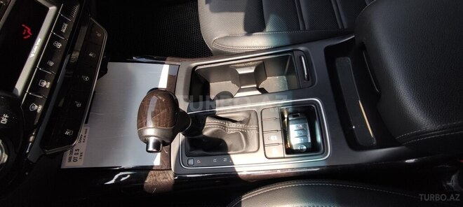 Kia Sorento-12