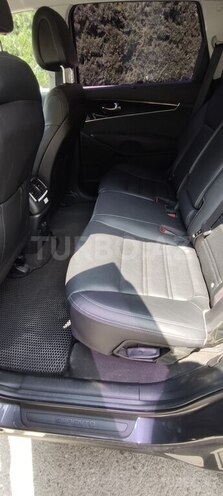 Kia Sorento-14