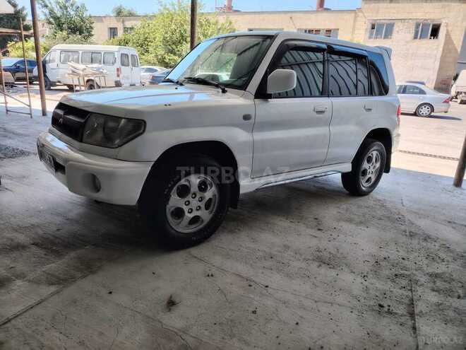 Mitsubishi Pajero io 1999, 350,000 km - 1.8 l - Bakı