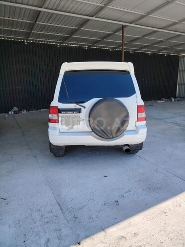 Mitsubishi Pajero io 1999, 350,000 km - 1.8 l - Bakı