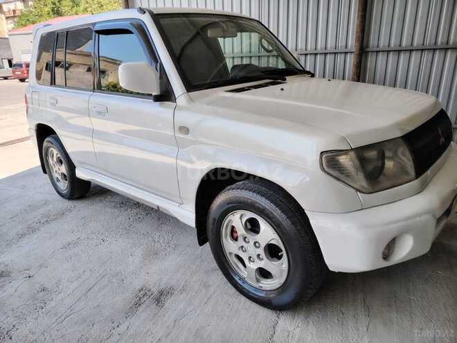 Mitsubishi Pajero io 1999, 350,000 km - 1.8 l - Bakı