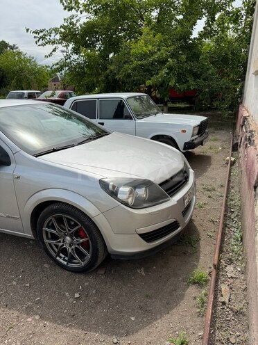 Opel Astra 2006, 205,485 km - 1.4 l - Tovuz