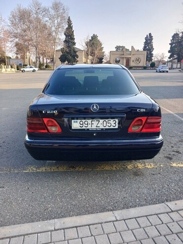 Mercedes E 220 1998, 550,000 km - 2.2 l - Goranboy