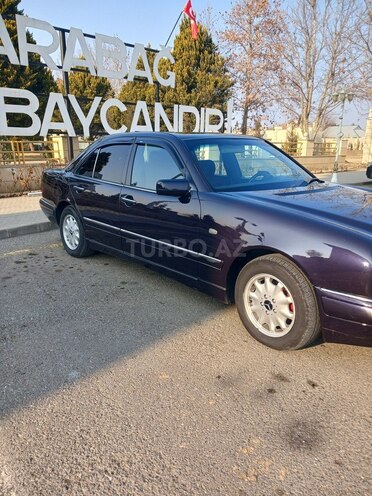 Mercedes E 220 1998, 550,000 km - 2.2 l - Goranboy