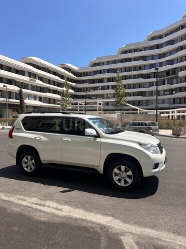 Toyota Land Cruiser Prado 2011, 72,000 km - 2.7 l - Bakı