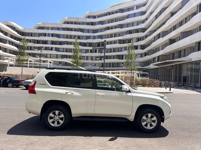 Toyota Land Cruiser Prado 2011, 72,000 km - 2.7 l - Bakı