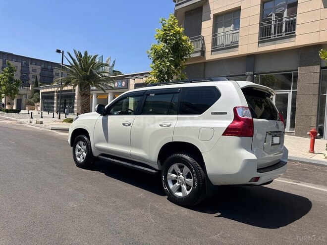 Toyota Land Cruiser Prado 2011, 72,000 km - 2.7 l - Bakı