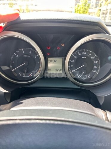 Toyota Land Cruiser Prado 2011, 72,000 km - 2.7 l - Bakı