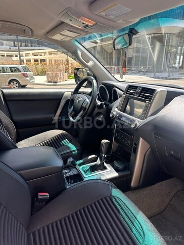 Toyota Land Cruiser Prado 2011, 72,000 km - 2.7 l - Bakı