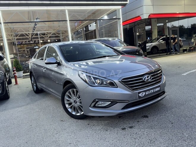 Hyundai Sonata-24