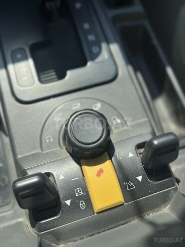 Land Rover Discovery 2006, 350,000 km - 2.7 л - Bakı